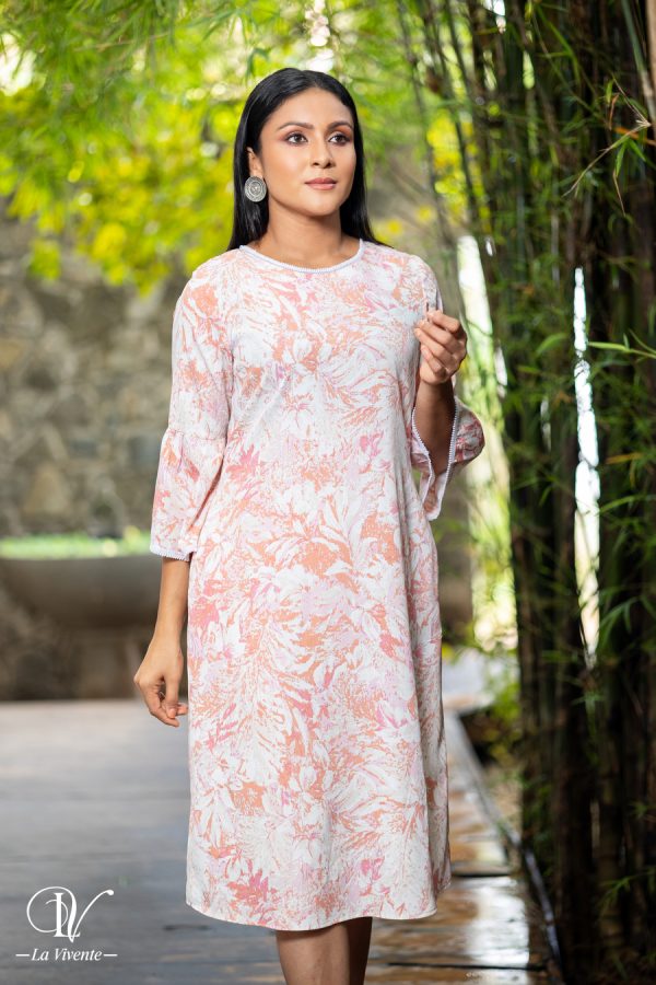 Patterned Neck & Sleeve Lace Detailed Short Dress