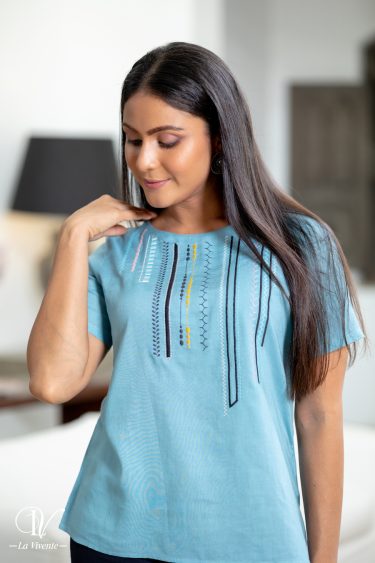 Sleeve Embroidered Blouse Top - La Vivente