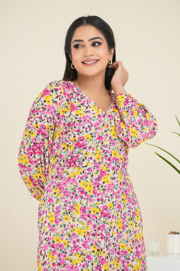 Floral Patterned Mock Placket Detailed Maxi Dress - Image 2