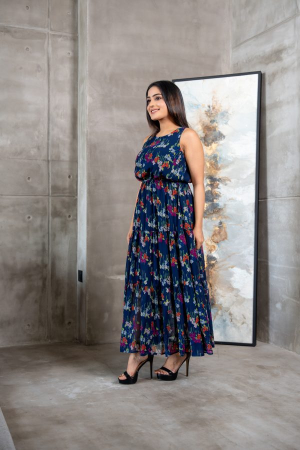 Floral Patterened Sleeveless Tiered Maxi Dress - Image 5