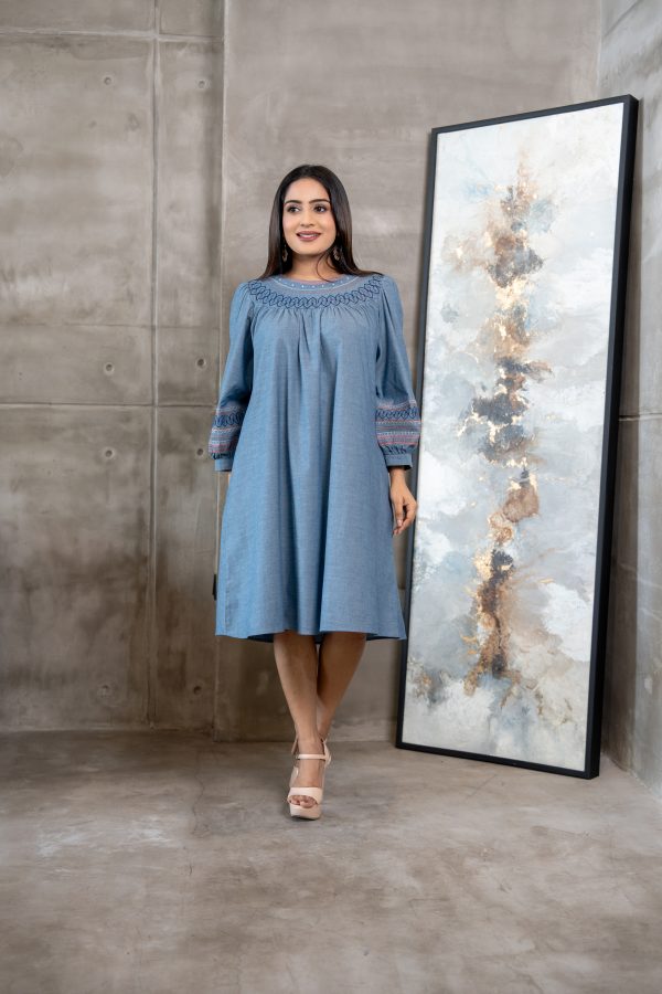 Embroidered Loose Fit Short Dress - Image 2