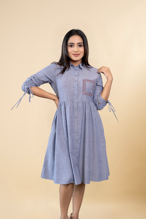 Pocket Embroidered Ruched Sleeved Short Dress - Image 4