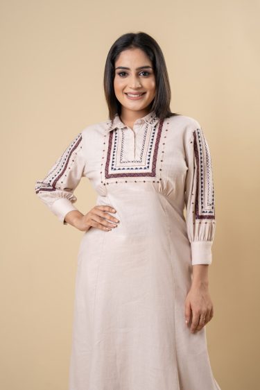 Geometric Embroidered Godet Detailed Maxi Dress