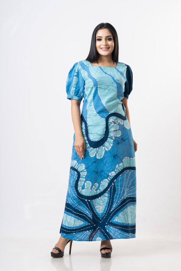 Abstract printed puff sleeved batik maxi dress