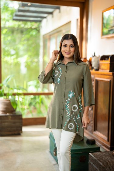 Embroidered Button Up Kurta