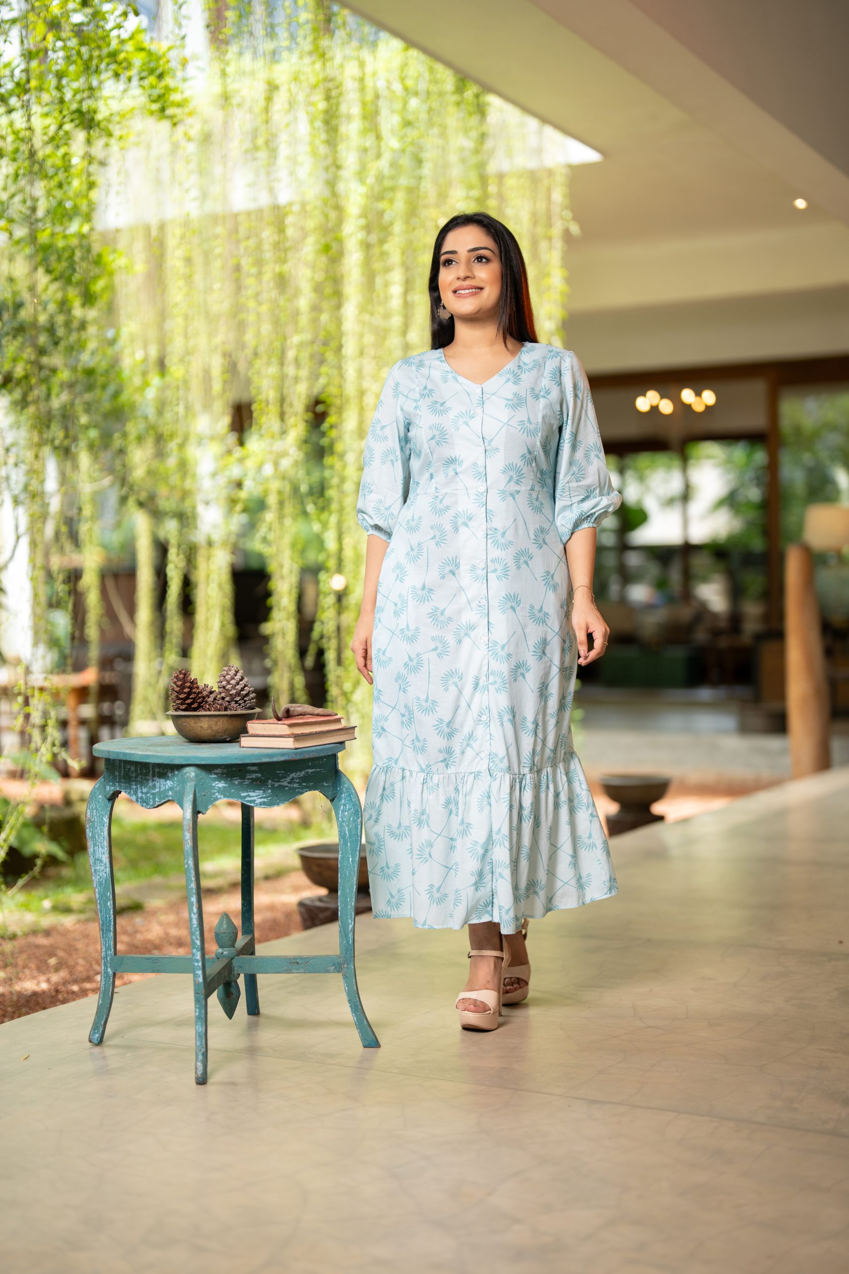 Abstract Floral Patterned Bottom Frilled Maxi Dress - Image 4