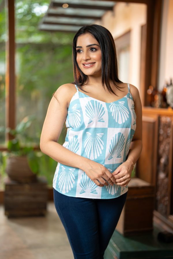 Geometric Patterned Cami Top - Image 2