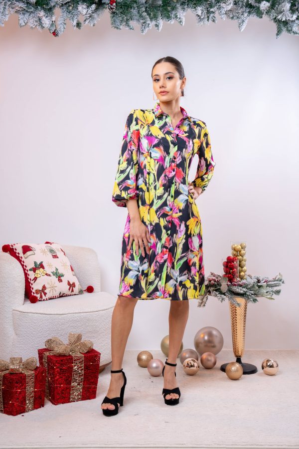 Abstract Patterned Button Up Short Dress - Image 4