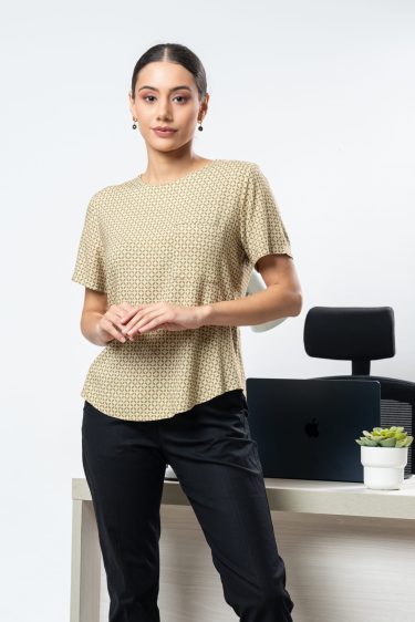 Geometric Patterned Basic Blouse