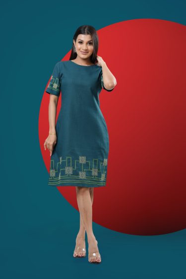 Hem Embroidered Short Sleeved Dress