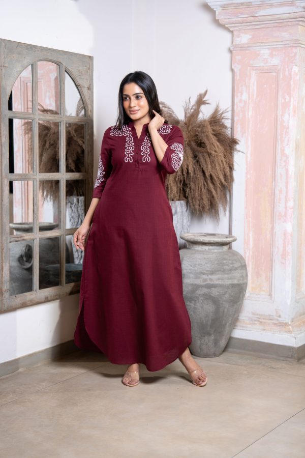 Abstract Embroidered Maxi Dress - Image 2
