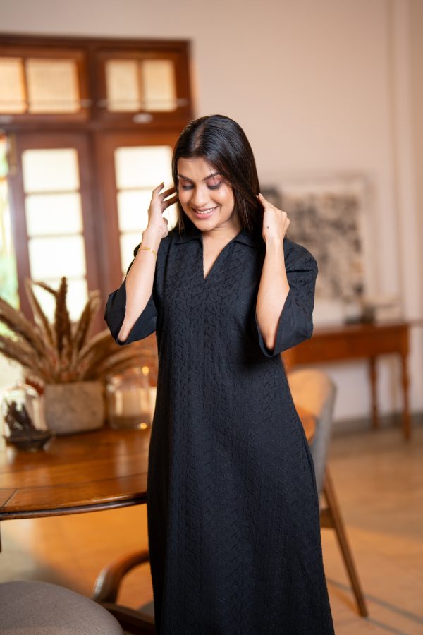 Collared Front Slit Cut Lawn Dress - Image 6