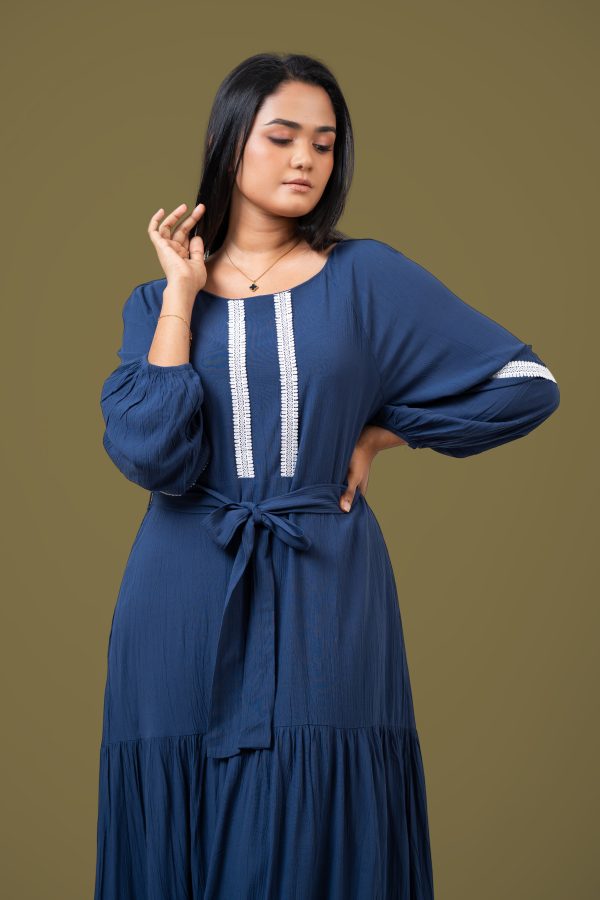 Lace Detail Front Tie-up Maxi Dress
