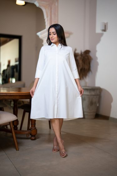 Cutlawn Detailed Button Up Midi Dress