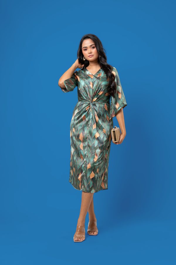 Front Twist Detailed Midi Dress - Image 2