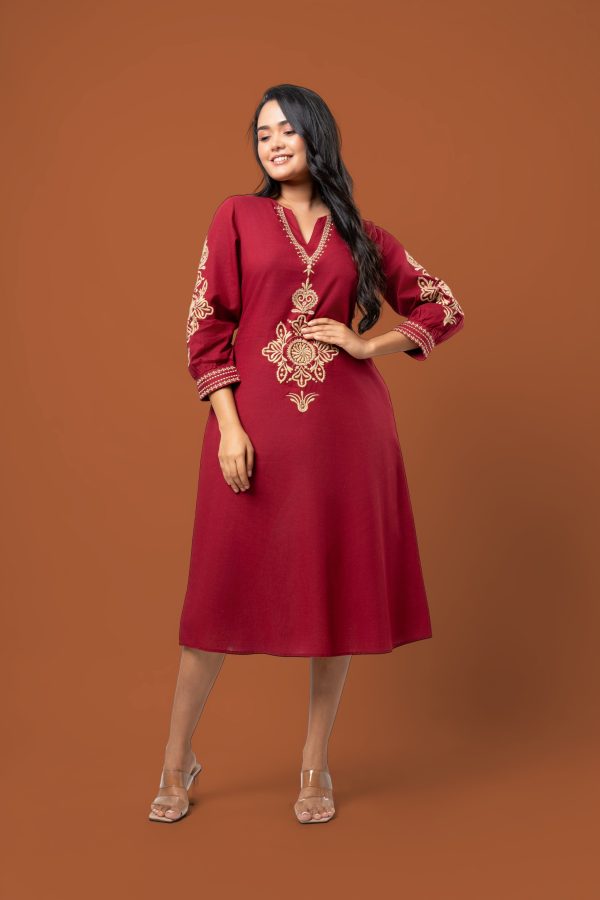 Embellishment Detail Embroidered Midi Dress - Image 5