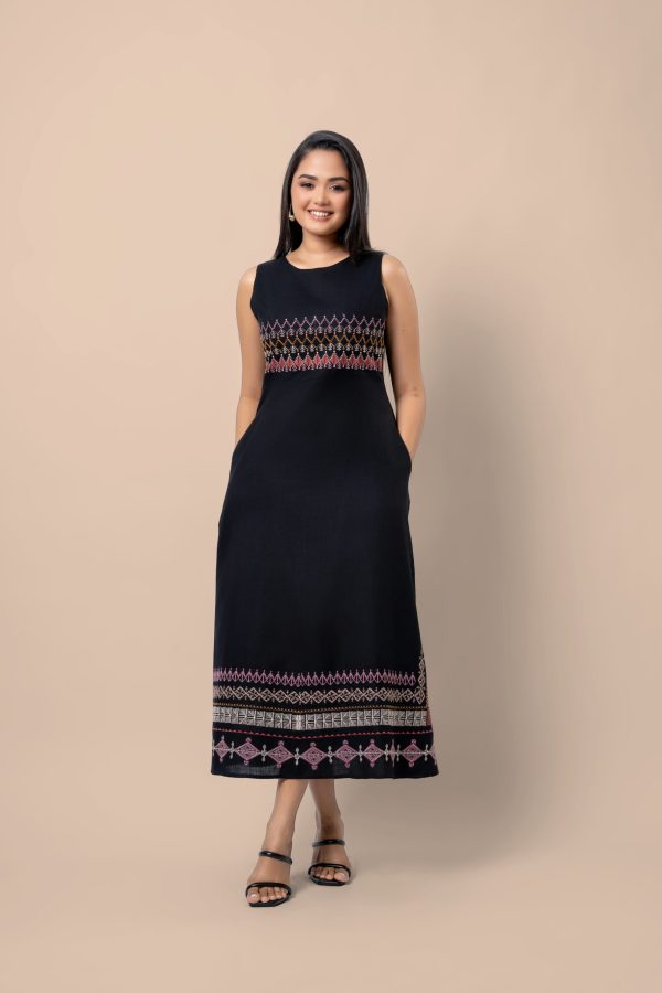 Geometric Embroidery Detail Sleeveless Maxi Dress - Image 3
