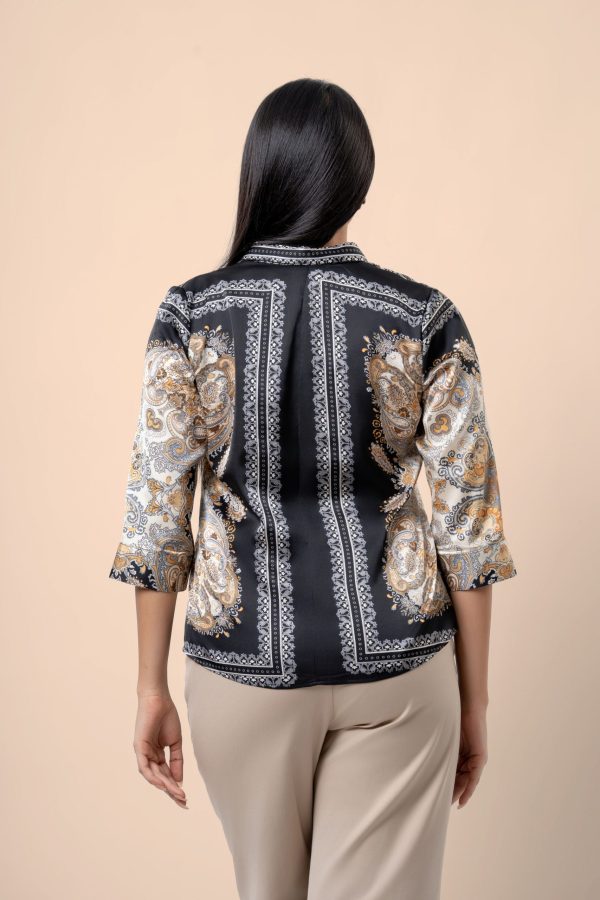 Floral Motif Patterned Short Blouse - Image 5