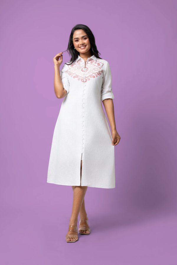 Paisley Pattern Embroidered Button-Down Midi Dress - Image 5