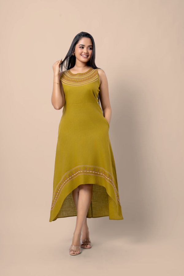 Embroidered Sleeveless High-Low Maxi Dress - Image 5
