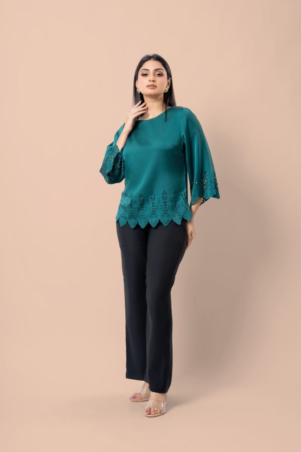 Laser Cut Scallop Hem Detail Blouse - Image 4