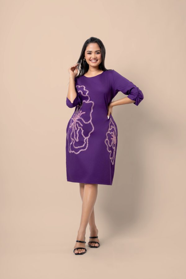 Floral Embroidery Detail Short Dress - Image 4