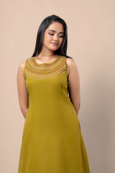 Embroidered Sleeveless High-Low Maxi Dress