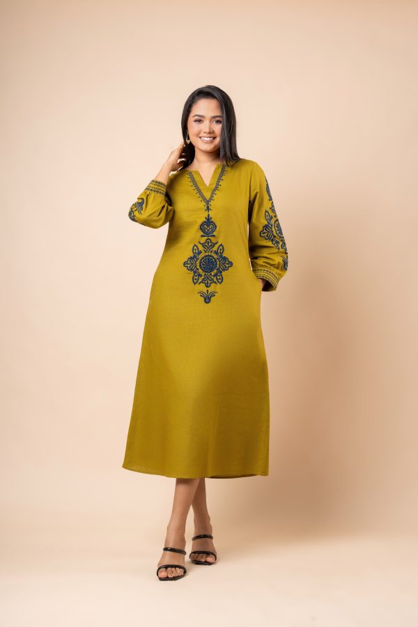 Embellishment Detail Embroidered Midi Dress - Image 3