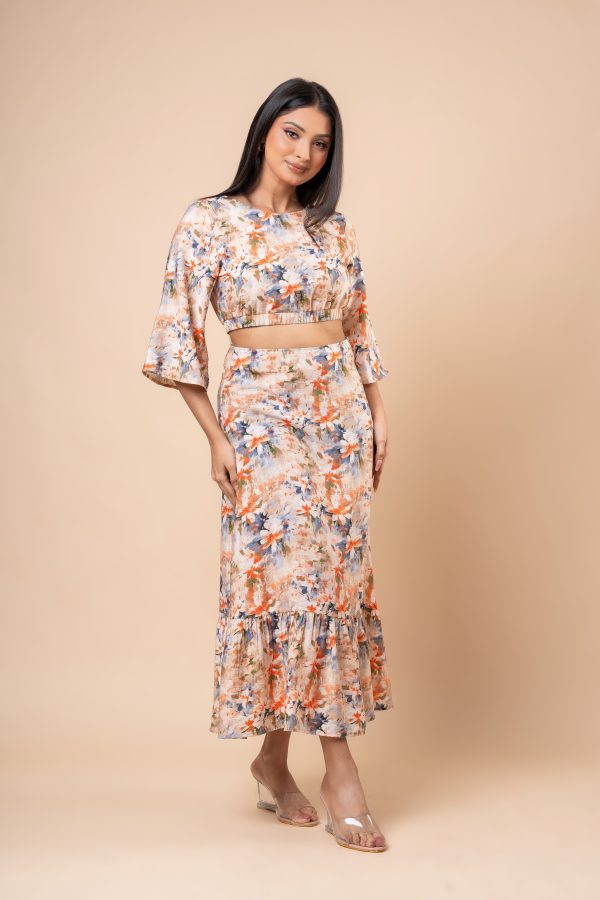 Watercolour Floral Patterned Crop Top and Skirt Set - Image 3