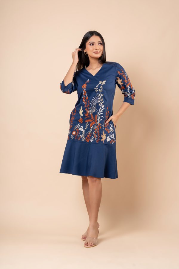 Botanical Embroidery Detail Short Dress - Image 4
