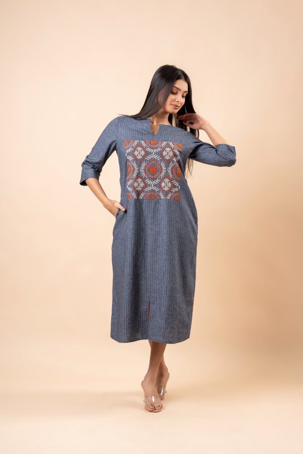 Geometric Floral Embroidered Striped Midi Dress - Image 3