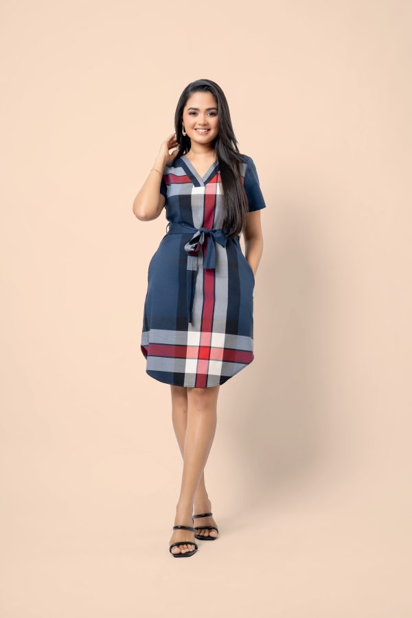 Waist Tie-Up Detail V-Neck Plaid Short Dress - Image 3