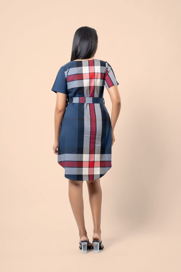 Waist Tie-Up Detail V-Neck Plaid Short Dress - Image 5
