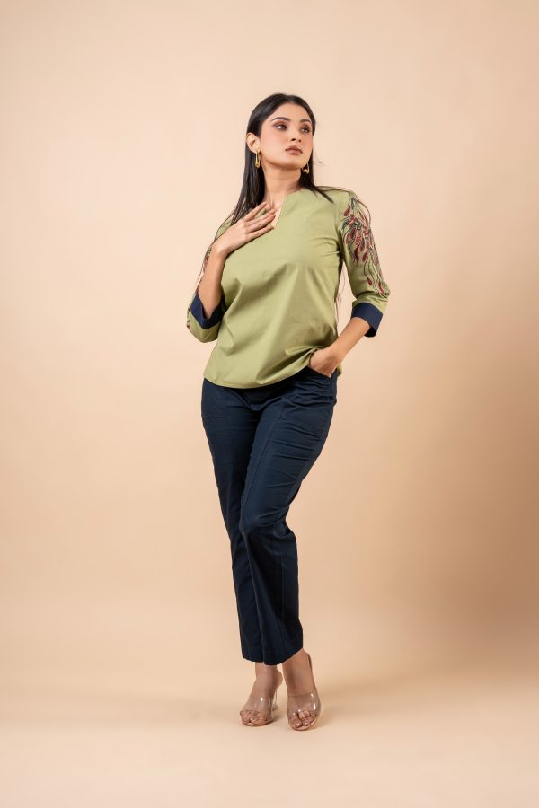 Two-Tone Embroidered Notch Necked Top - Image 3