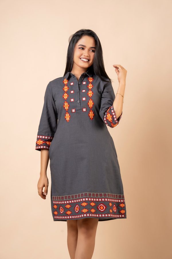 Geometric Embroidery Detail Short Dress - Image 2