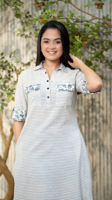 Printed Detaied Double Pocket Striped Midi Dress