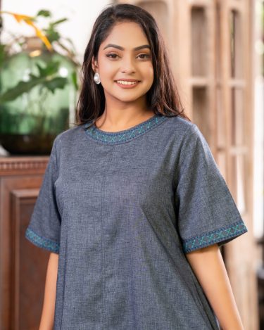 Embroidery Detail Relaxed Fit Short Dress