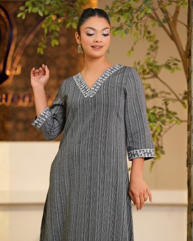 V-Neckline Embroidery Midi Dress