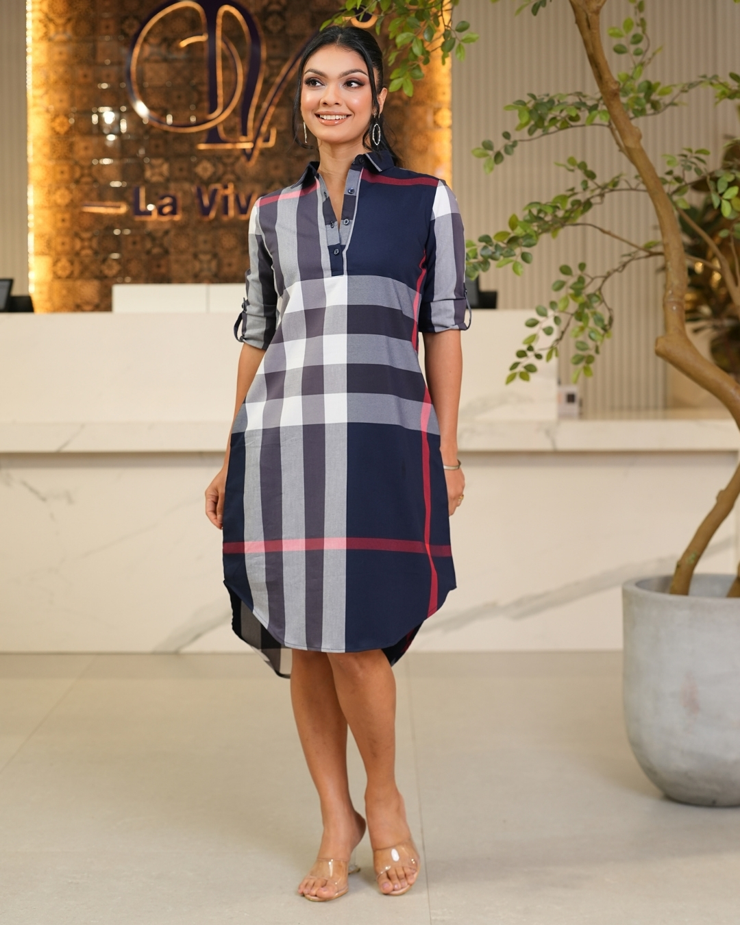 High-Low Detailed Gingham Short Shirt Dress - Image 4