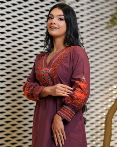 Embroidery Detail V-Neck Midi Dress