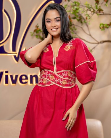 Contrast Detail Embroidery Waisted Midi Dress