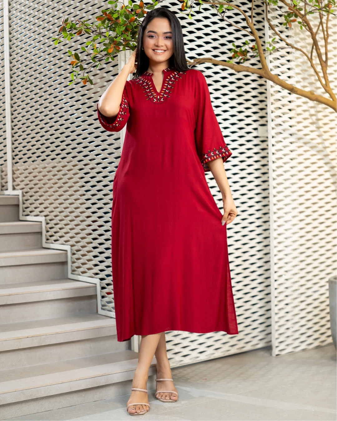 Embroidery Detail Bell Sleeve Midi Dress - Image 4