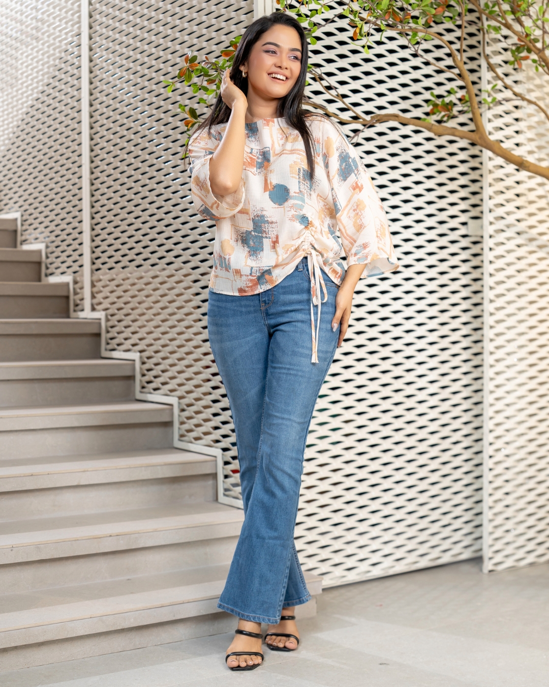 Abstract Patterned Tie-Up Detail Blouse - Image 4