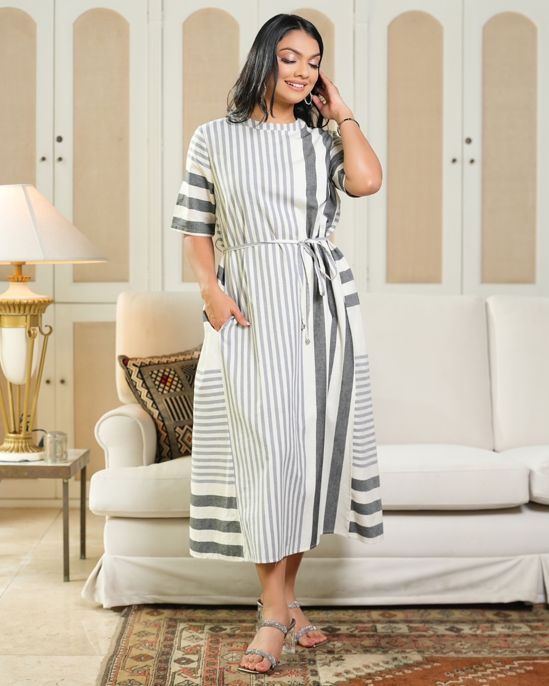 Waist Belt Detail Loose Fitted Stripe Midi Dress - Image 4