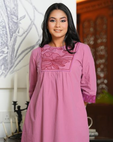 Contrast Detail Embroidered Short Dress