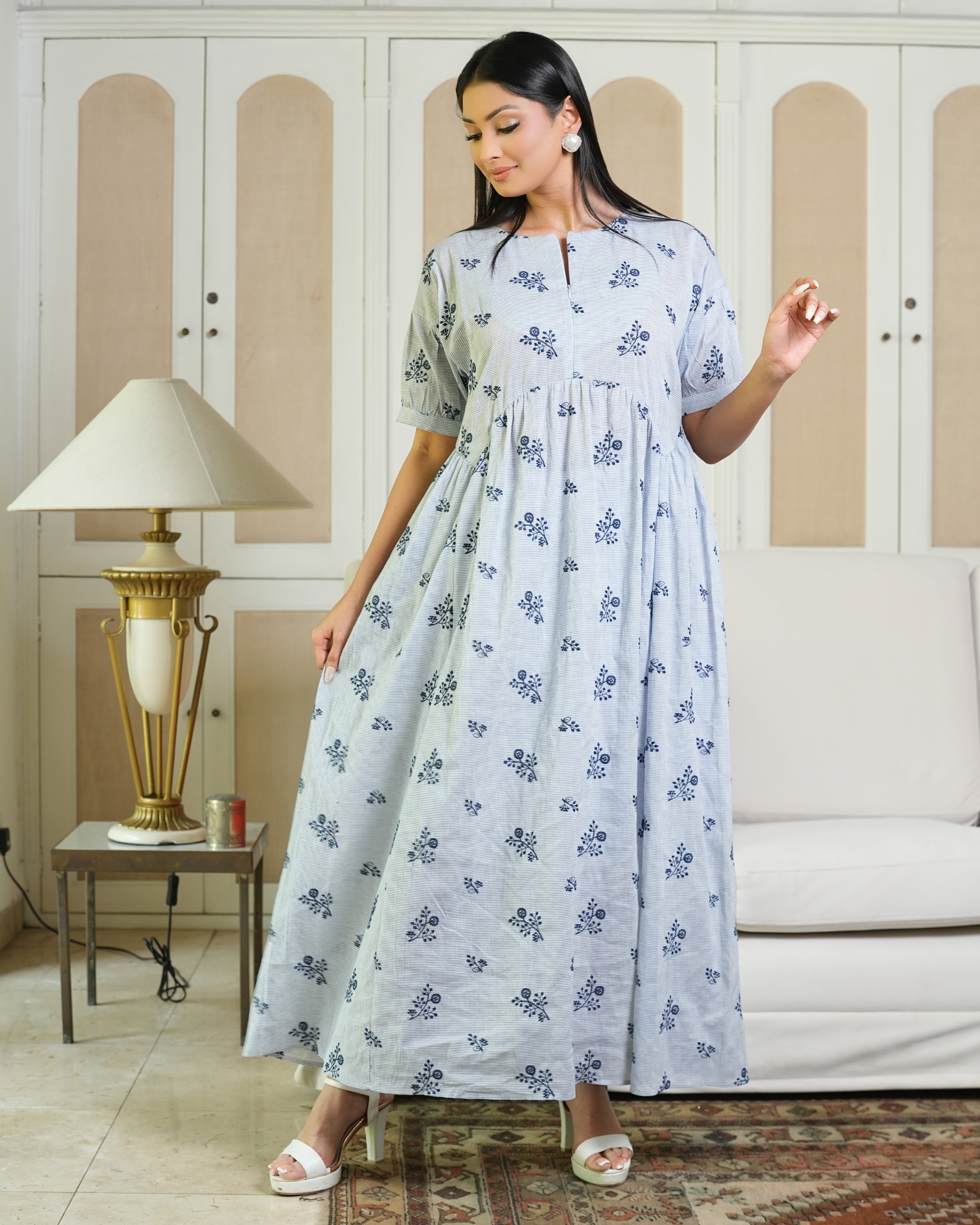 High-Low Waisted All Over Embroidery Detail Dress - Image 5