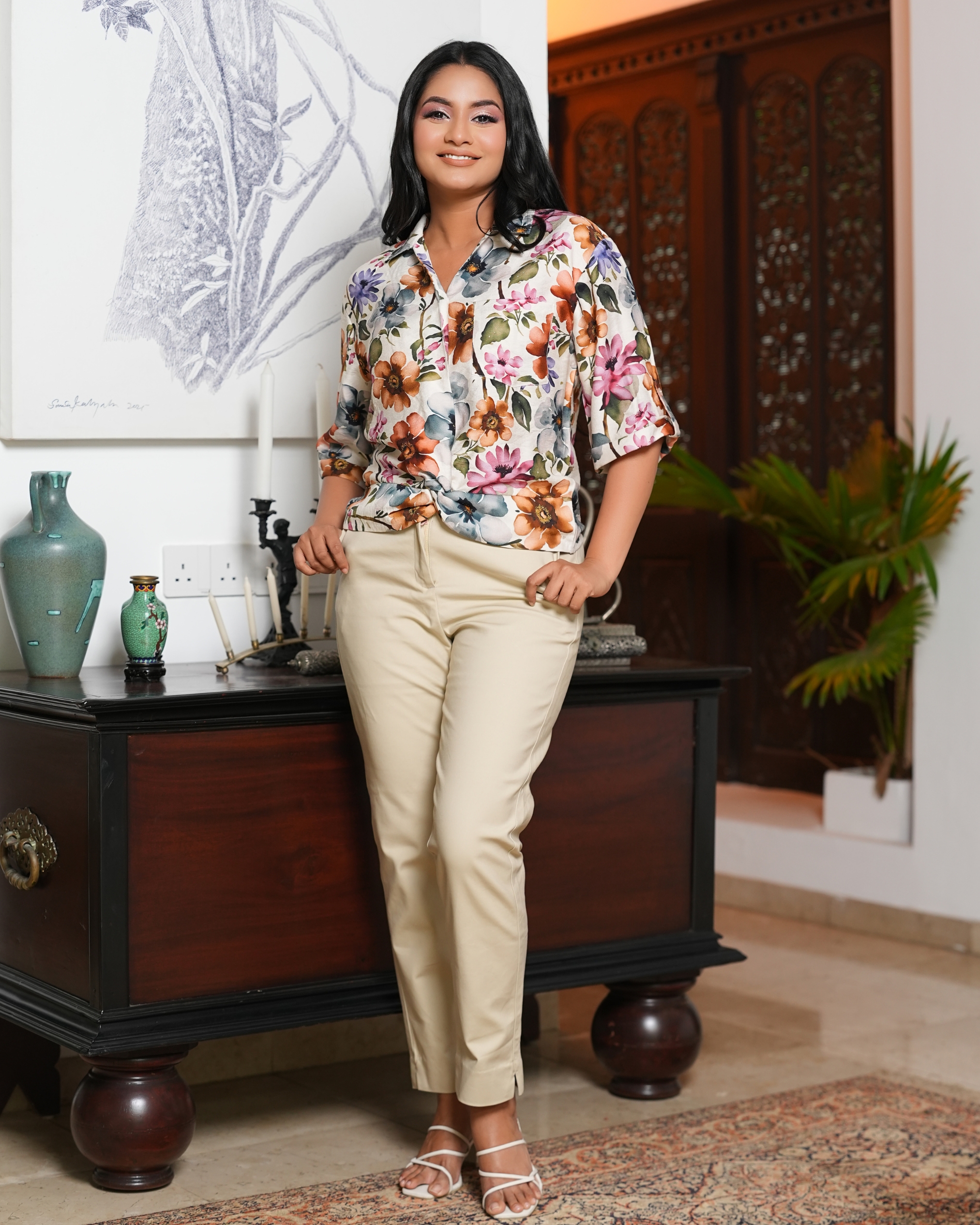 Floral Patterned Front Twist Detail Short Top - Image 4