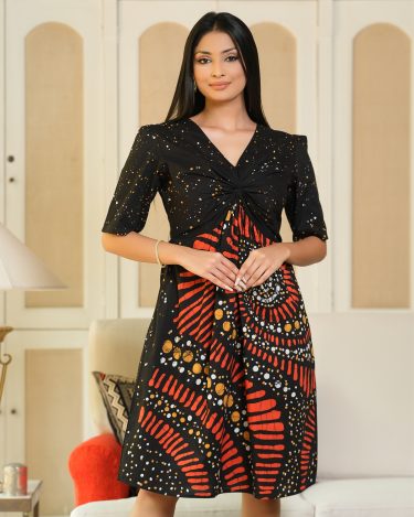 Swirl Patterned Front Twist Detailed Batik Short Dress