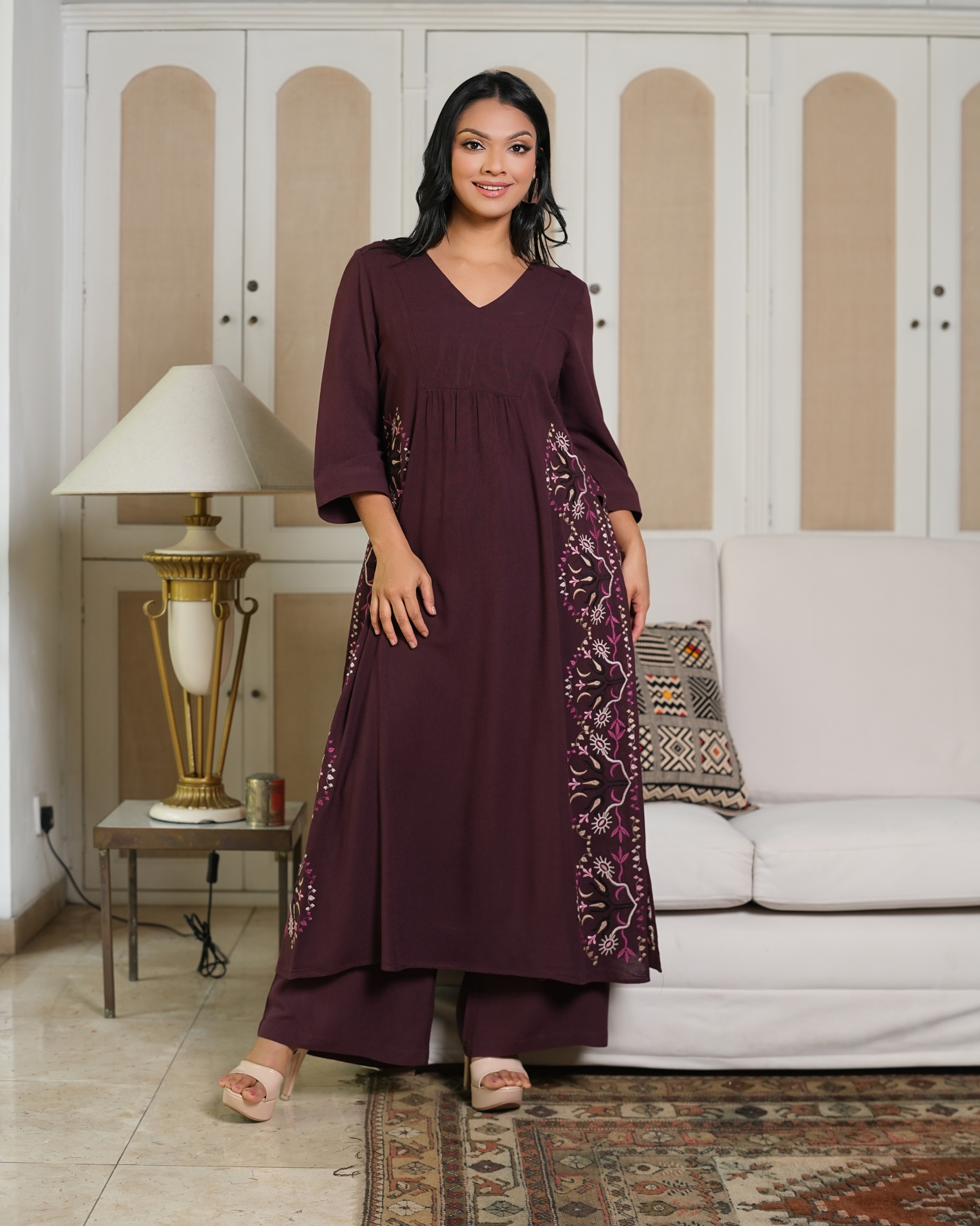 Floral Embroidery Kurta Top and Pants Set - Image 2